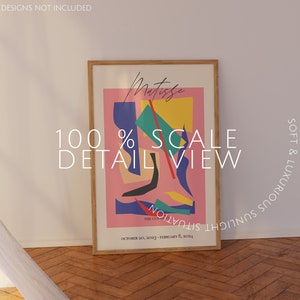 Puede incluir: Un p&oacute;ster enmarcado con un dise&ntilde;o abstracto colorido en rosa, amarillo, azul y verde. El p&oacute;ster tiene el texto "Matisse" y "The Cut-Outs" en negro. El p&oacute;ster se titula "100% Scale Detail View" y tiene las fechas "October 20, 2023 - February 8, 2024".