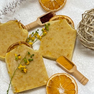 Golden Goddess| Saffron, Honey and Turmeric Beauty Soap| All-Natural Soap