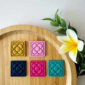 Color Mixing Recipes for Premo Polymer Clay / Downloadable Tutorial / Theme Park Color Palette