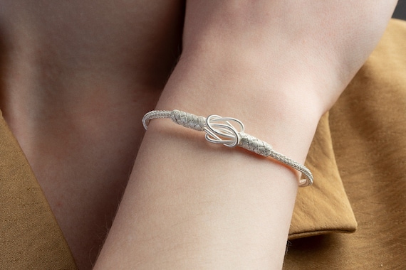 True Lovers Knot 925 Silver Bracelet. Handmade of CERTIFIED