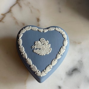 Vintage Wedgwood Heart Shaped Trinket Box