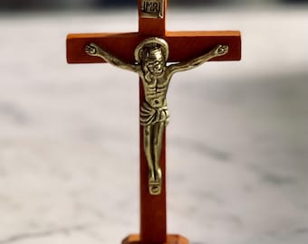 Vintage Small Wooden Crucfix Jesus on the Cross