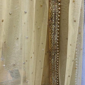 Indischer handgefertigter goldener Damen-Arbeitsbesatz aus Steinperlen in voller Größe Dupatta 2,25 Meter Hochzeit Designer-Pailletten-Stola für Mädchen Netzstoff Hijab