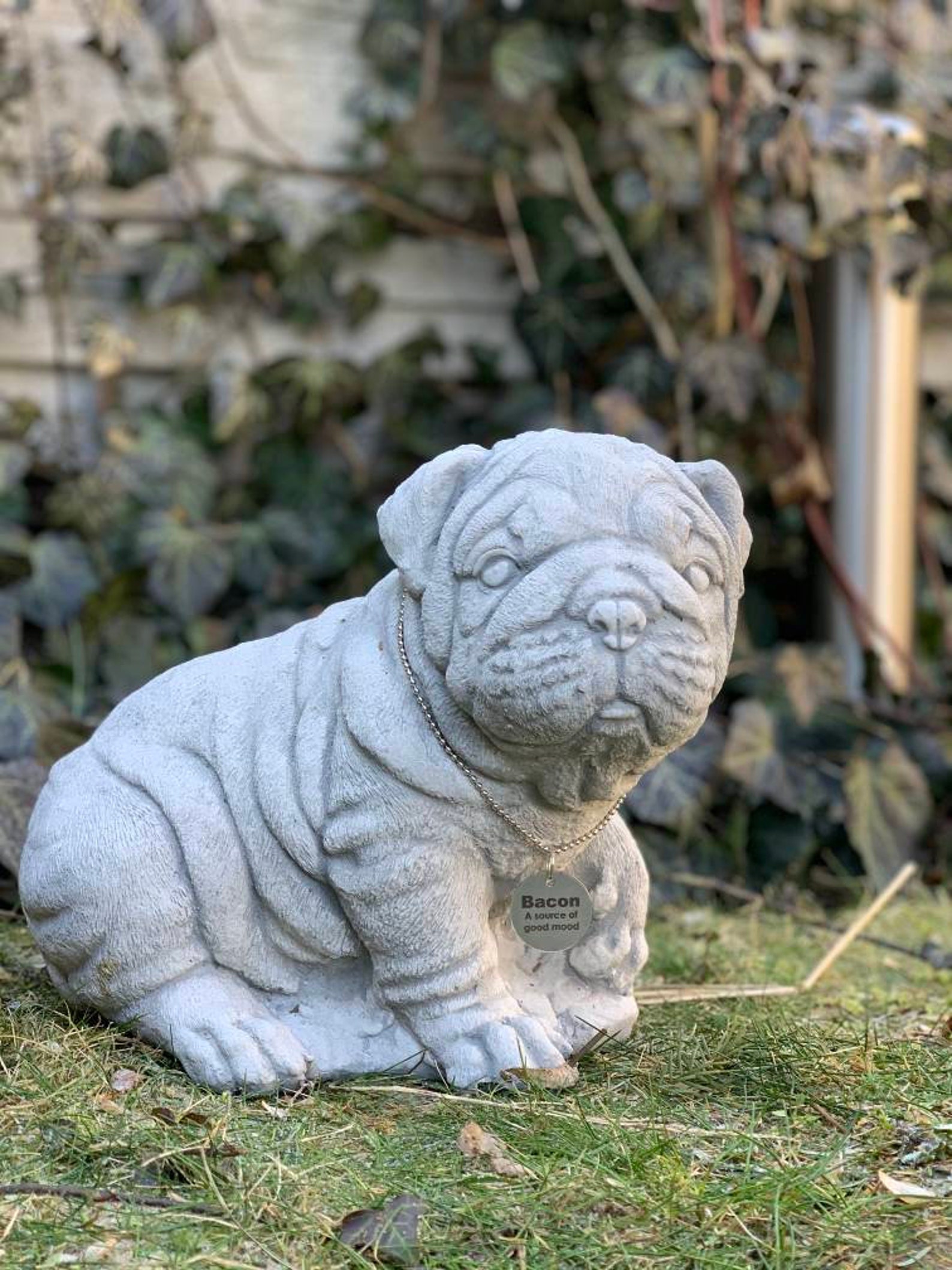 shar pei dog statue
