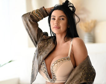 Beige push-up bustier, handmade, unique.