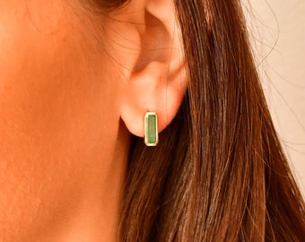 Unique Single 14K Solid Gold Emerald Cut Rectangle Stud Earring, Colombian Emerald, Single Solid Gold Stud earring natural Colombian Emerald