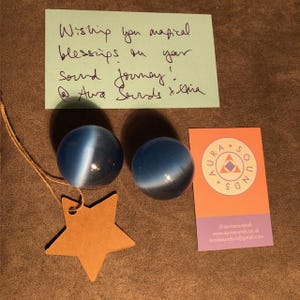 Tiger Eye Blue Stress Balls Gift Set Chinese Health Baoding Balls Pair Meditation Relaxation Yin Yang Chi Sphere Hand Massage Yoga Supplies