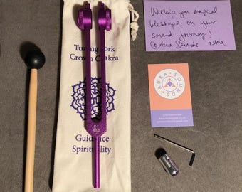 音叉　８５２Hz 音叉 852 Hz サウンドヒーリング ギフトボックス: 覚醒加重パープル