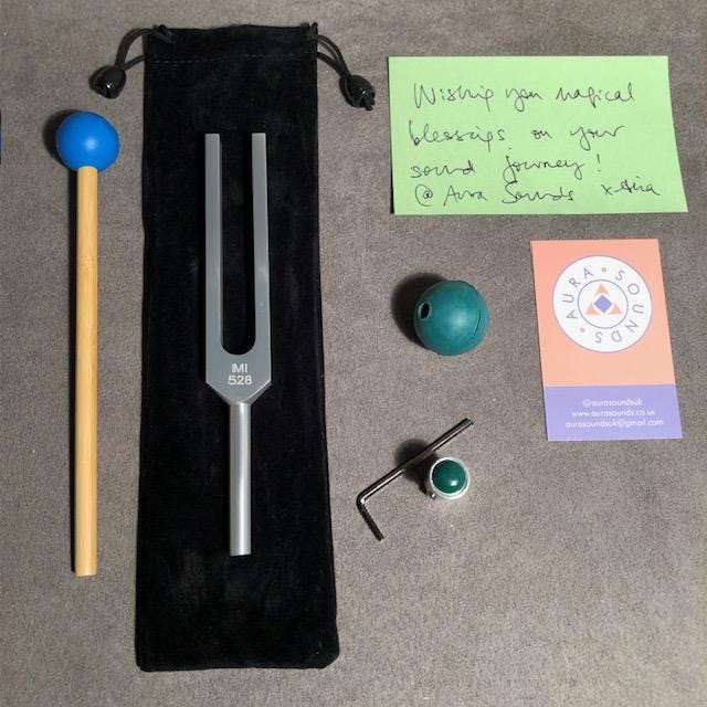 Solfa グッズセット Amazon.com: 9Pcs Solfeggio Tuning Fork Set for Healing, 9 Packs