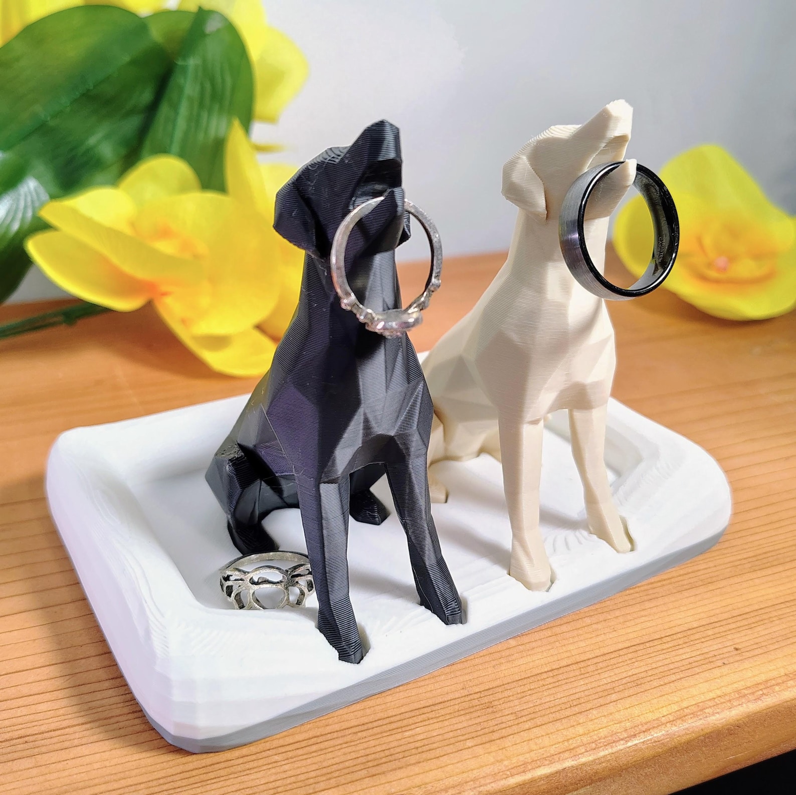 Two Dog Ring Holder with Dog Bed Dish Black & Grey