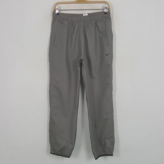 nike windbreaker cargo pants