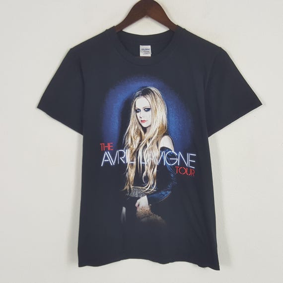 Vintage the Avril Lavigne Tour Tshirt - Etsy Israel