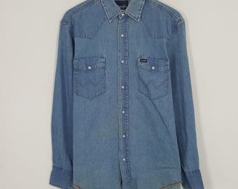 Vintage Wrangler Denim Button Up Shirt