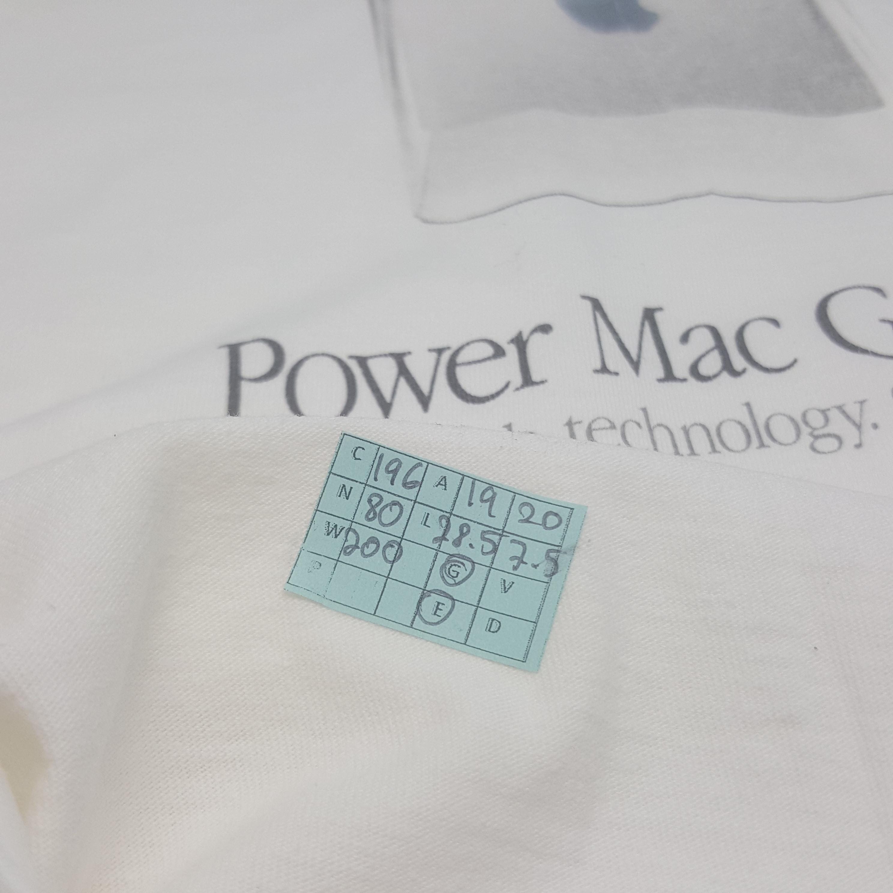 Apple - 激レア！新品！mac cube Tシャツ★G4！2000年 Vintage Apple Power Mac G4 Cube T-shirt - Etsy