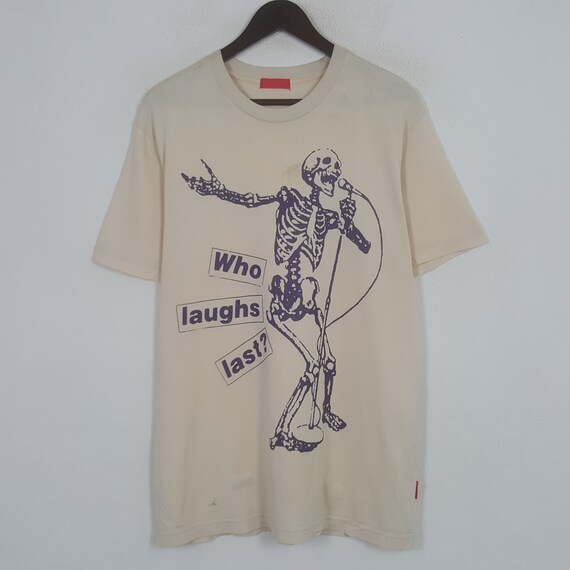 Vintage Barbara Kruger Who Laughs Last? Tshirt - Etsy
