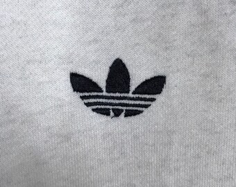 MorattVintageStore Adidas The Brand with The 3 Stripes Small Logo Pullover Jumper Sweatshirt