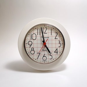 Vintage Modernist Timemaster white wall clock, Germany, DDR, GDR, 1970&#39;s