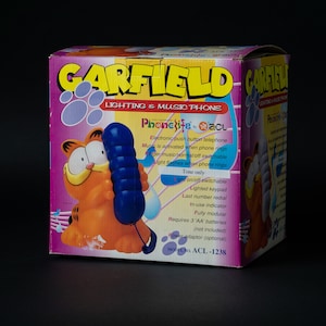 Garfield vintage Phonelife by ACL landline phone, with original box from the 1990&#39;s