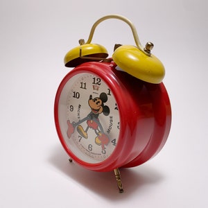 Vintage Bradley Mickey Mouse Double Bell Alarm Clock Made in Germany in the 1980s. image 8