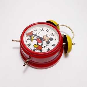 Vintage Bradley Mickey Mouse Double Bell Alarm Clock Made in Germany in the 1980s. image 2