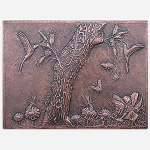 Backsplash de cobre de cozinha - Árvore de jardim encantada artesanal e arte de metal de beija-flor - Decoração de parede de cozinha inspirada na natureza