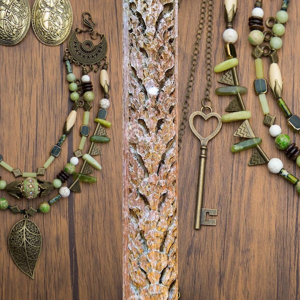 Yggdrasil Wikinger Fibel Perlen für Wikinger Schürzenkleid Handgefertigter Wikinger Schmuck mit Natursteinen