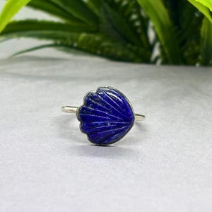 Lapis Lazuli Muschel Ring in 925 Sterling Silber | Geschnitzte Blauer Edelstein Ring | Ozean inspiriert handgemachter Schmuck | Strand Boho Geschenk für sie