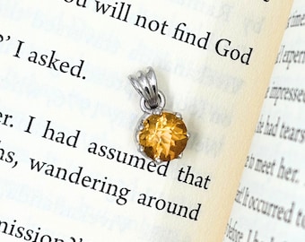 Round Citrine Solitaire Pendant in 925 Sterling Silver – Yellow Gemstone Necklace Charm, Minimalist November Birthstone Jewelry Gift for Her