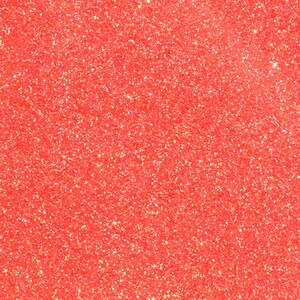 Puede incluir: Primer plano de un fondo de purpurina roja. La purpurina es muy fina y crea un efecto brillante.