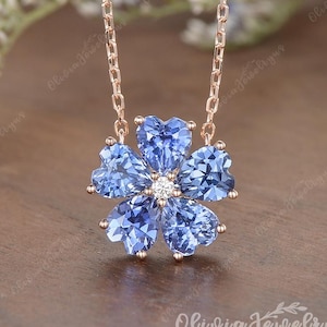 Cornflower Sapphire Necklace Heart Shaped Sapphire Pendant Rose Gold Women&#39;s Flower Necklace Custom Birthstone Necklace Mother&#39;s Day Gift