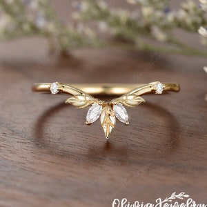 Vintage Leaf Wedding Band One of A Kind Customer Fit Ring Matching Women Ring Unique Moissanite Vine Stacking Yellow Gold Delicate Leaf Ring