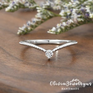 Custom Moissanite Curve Wedding Band Filigree Matching Ring Women Stacking Band Custom Gemstone Dainty Wedding Band Unique Gift for Her