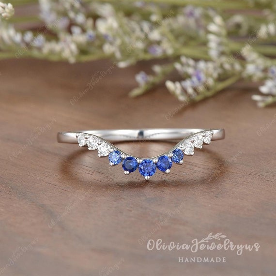 Vintage bague saphir alliance femme minimaliste demi-éternité