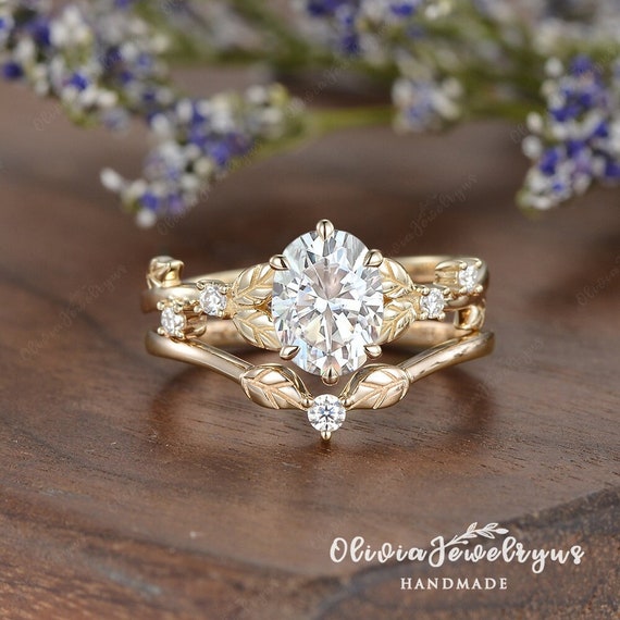 3 stone radiant yellow diamond engagement ring [Video] [Video] | Yellow diamond  engagement ring, Three stone engagement rings, Cushion cut engagement ring