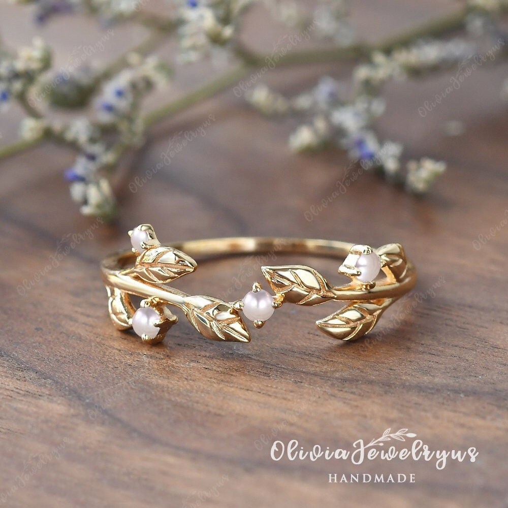 Gold Vine Ring - Etsy