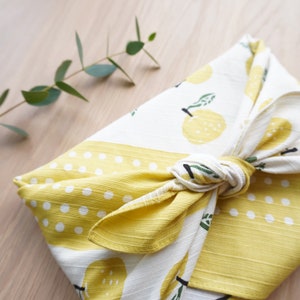 50 x 50cm, Yuzu, Furoshiki, Japanese Wrapping cloth, Furoshiki Gift Wrap, Japanese Gifts, Japanese gift wrap, HanaBee