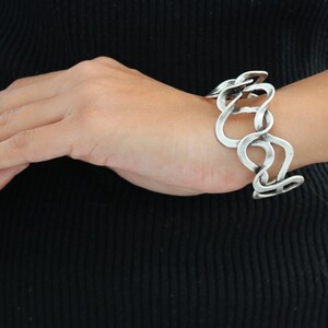 Twister Bangle Bracelet, Silver Open Cuff Bracelet, Wide Swirl Cuff Bracelet, Large Ethnic Bracelet, Antique Silver Plated Bracelet bild 7