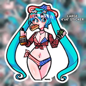 Puede incluir: Una pegatina grande de 10 cm x 10 cm con un personaje de estilo anime de pelo largo color turquesa, que lleva un top de cuadros rojos y una braga de bikini con la bandera de EE. UU., sosteniendo una botella de whisky y una bebida energética.