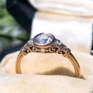 Minimalist Vintage Round Moissanite Rose Gold Engagement Ring Art Deco Moissanite Ring Colorless VVS Clarity Diamond Wedding Ring For Her
