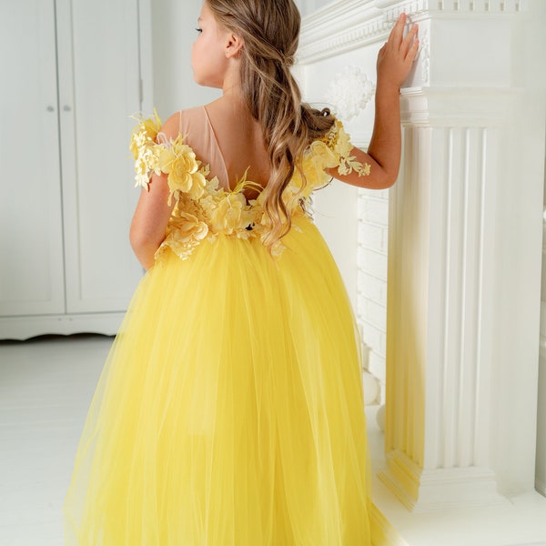 Flower girl dress , Tulle girl dress, YELLOW flower girl dress, Flower girl dress tutu, Princess dress, Baby dress, birthday dress