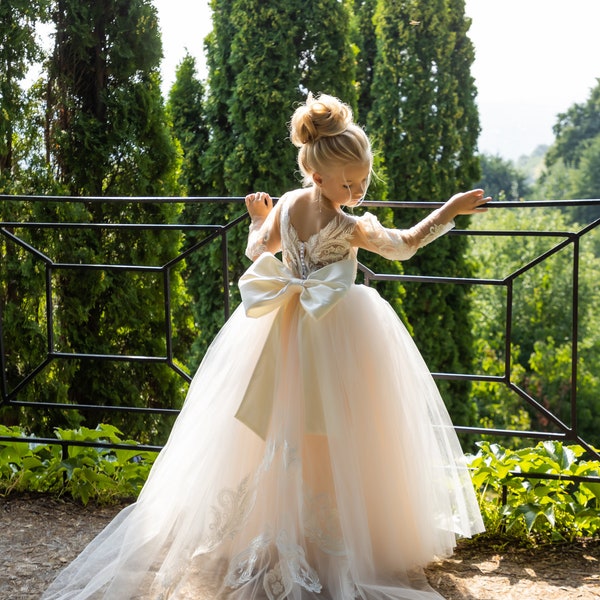 Tulle flower girl dress,Lace flower girl dress,Tutu flower girl dress,Ivory flower girl dress,Baby flower girl dress,Long flower girl dress