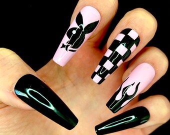 Top 8 Baddie Simple Coffin Nails With Rhinestones Mobitool