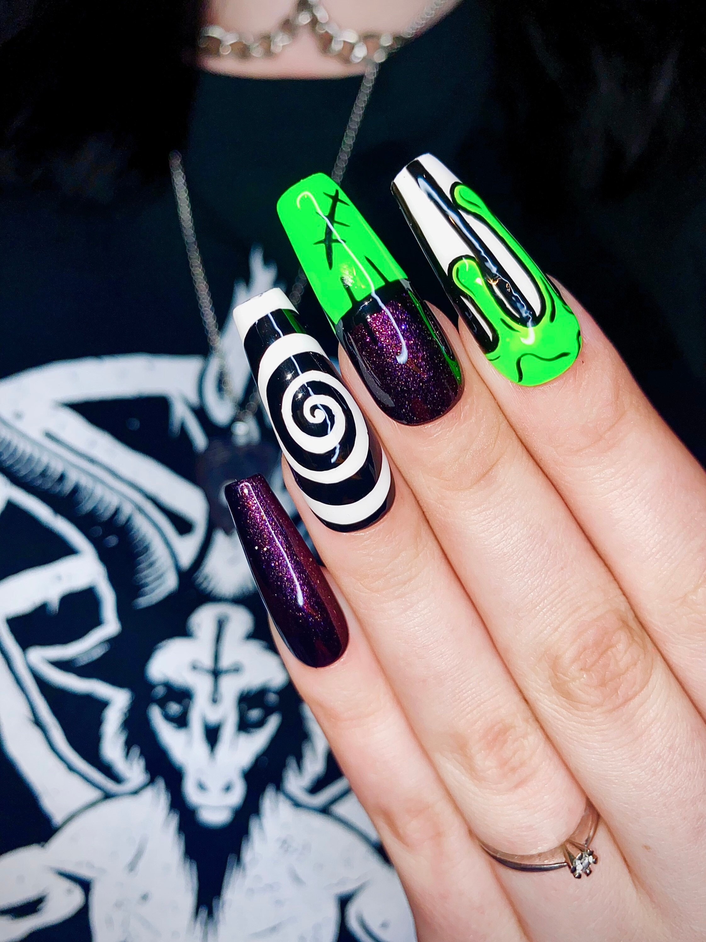 Beetlejuice Inspired Press on Nails Horror Nails Halloween Nails