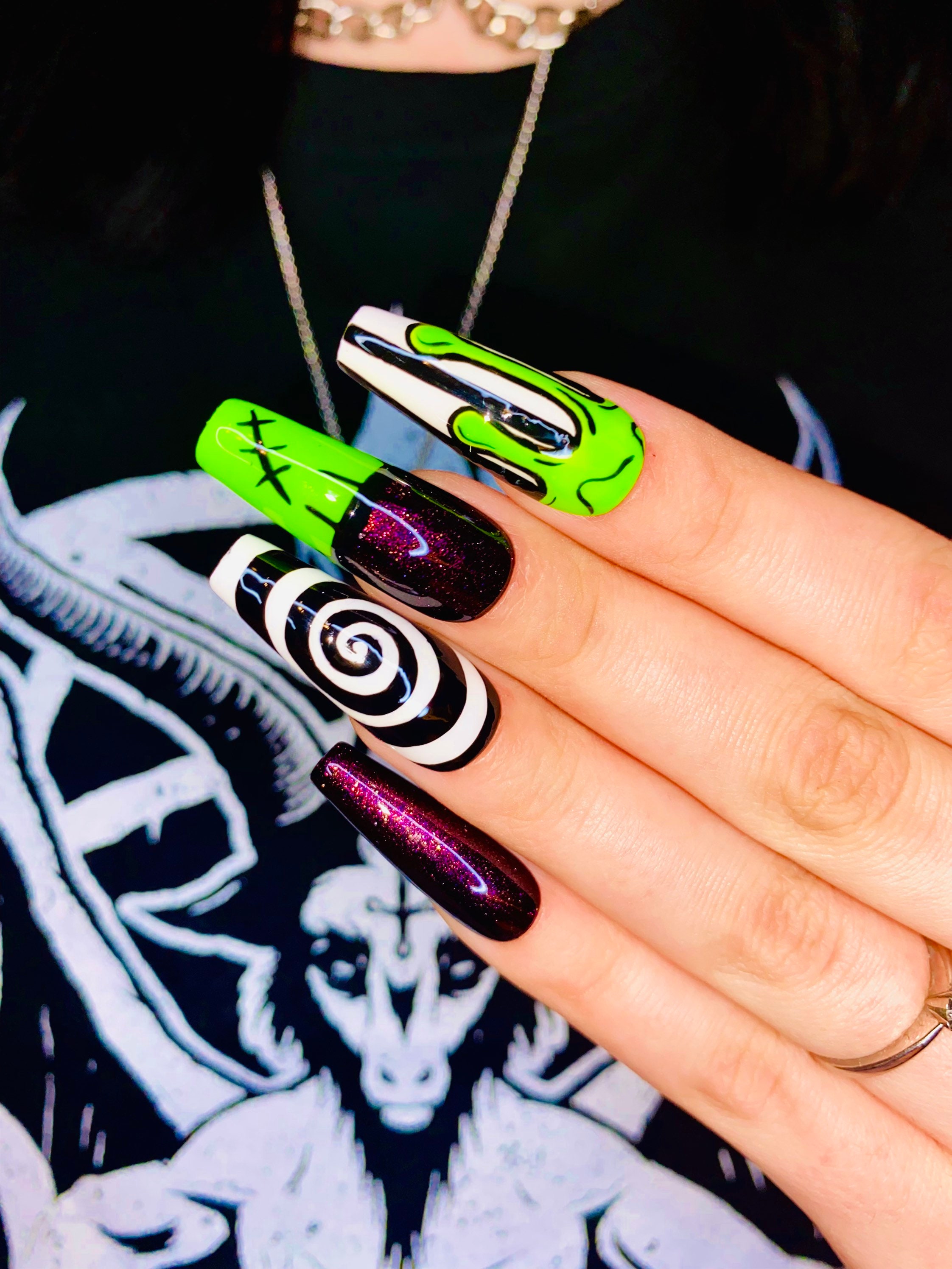Beetlejuice Inspired Press on Nails Horror Nails Halloween - Etsy