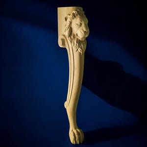 Möbelbein mit geschnitztem Löwenkopf, 1 Stück, Tischbein mit Klauenfuß aus Holz, unbehandelte dekorative Stütze