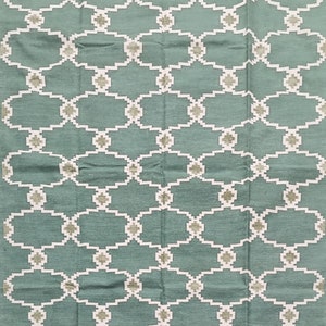 Alfombra moderna hecha a mano de algodón verde y blanco, alfombra tejida a mano, alfombra kilim de tejido plano, alfombra india de algodón de tejido plano Dhurrie