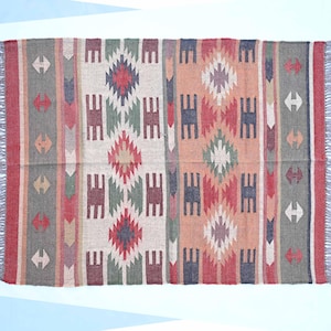 Handcrafted Wool Jute Kilim Dhurrie Rug Traditional Flat Woven Carpet for Farmhouse Living Room Bedroom Wall Art and Bohemian Interiors