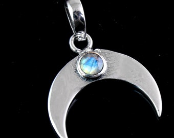 Moonstone Silver Pendant, 925 Silver Pendant, Crescent Moon Pendant, Handcrafted Jewelry, Gemstone Pendant