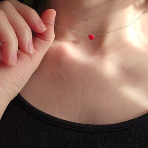 Collana con piccolo ciondolo a forma di cuore rosso / azzurro bombato. Argento925 immagine 3