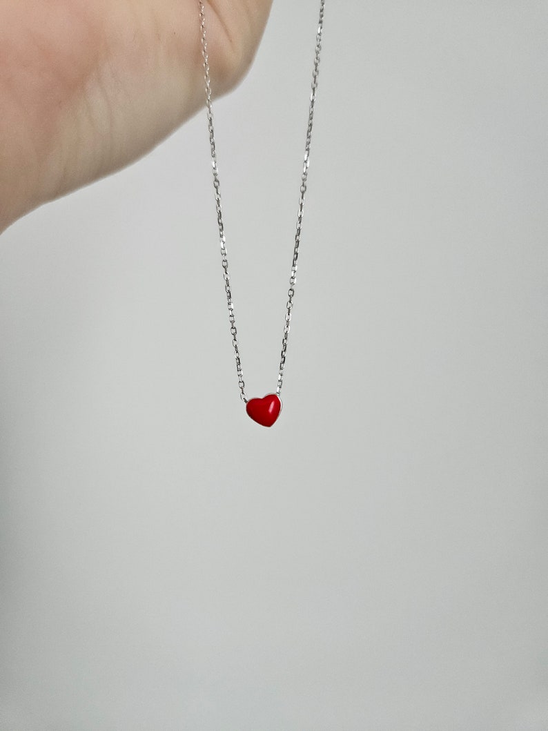 Collana con piccolo ciondolo a forma di cuore rosso / azzurro bombato. Argento925 immagine 2